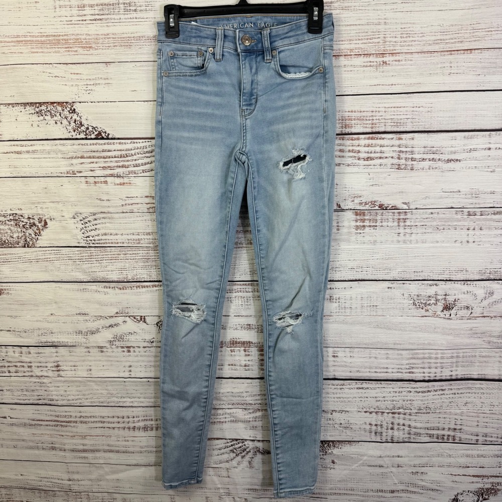 American Eagle Hi-Rise Jeggings Size‎ 2 Long Distressed Light Soft Knit Jeans